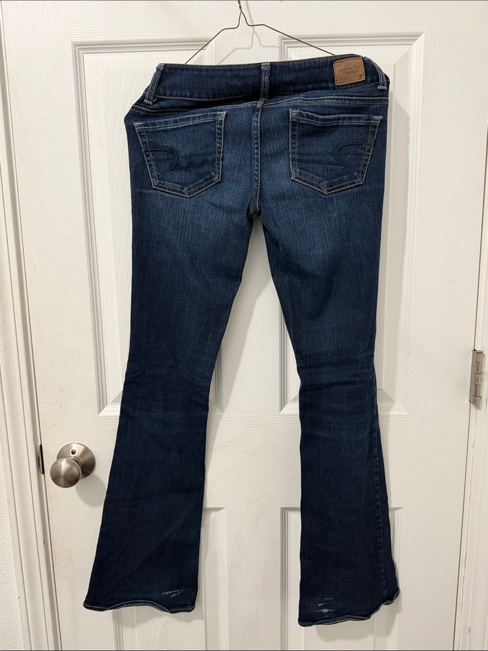 American Eagle Outfitters Dark Indigo Flare Jeans Size 0 regular - Picture 9 of 10